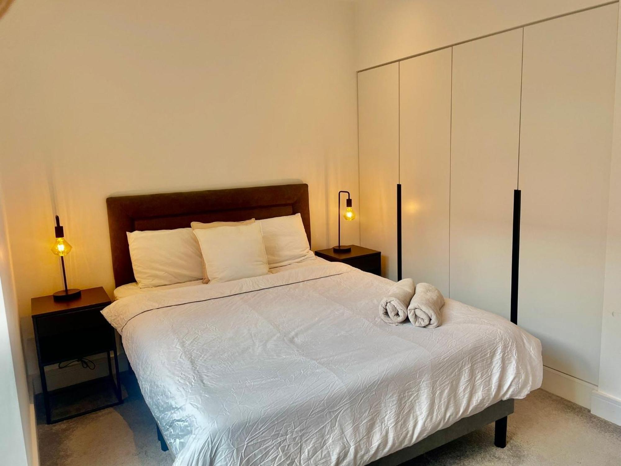 Gasthuis Modern Double Bedroom Dublin